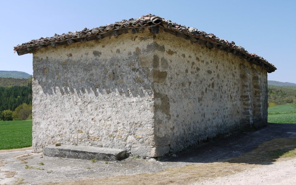 Santo Tomas ermita Ekala aldean