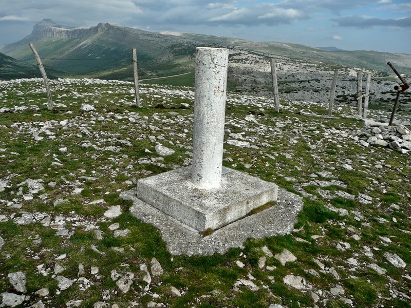 Erpin Geodesikoa.Atzean,Beriain