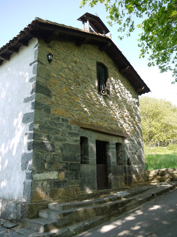 San Antonio ermita Errezil aldean