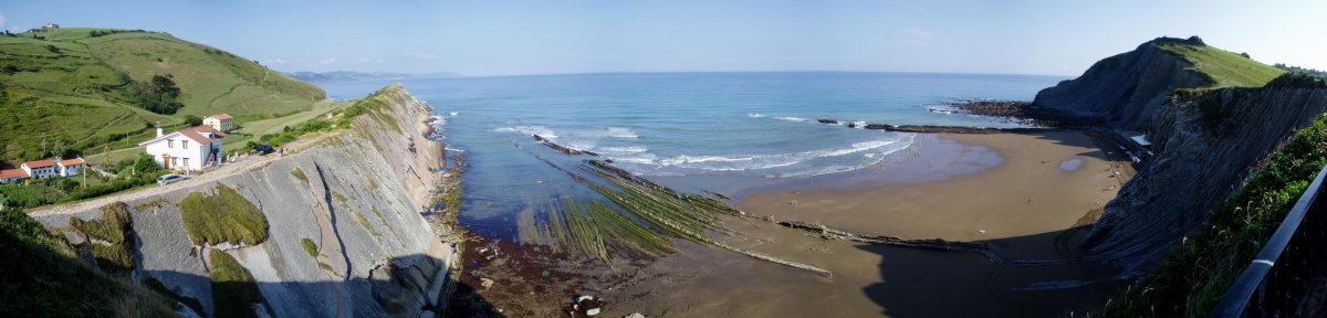 Ermitatik itsaso aldera ikuspegia