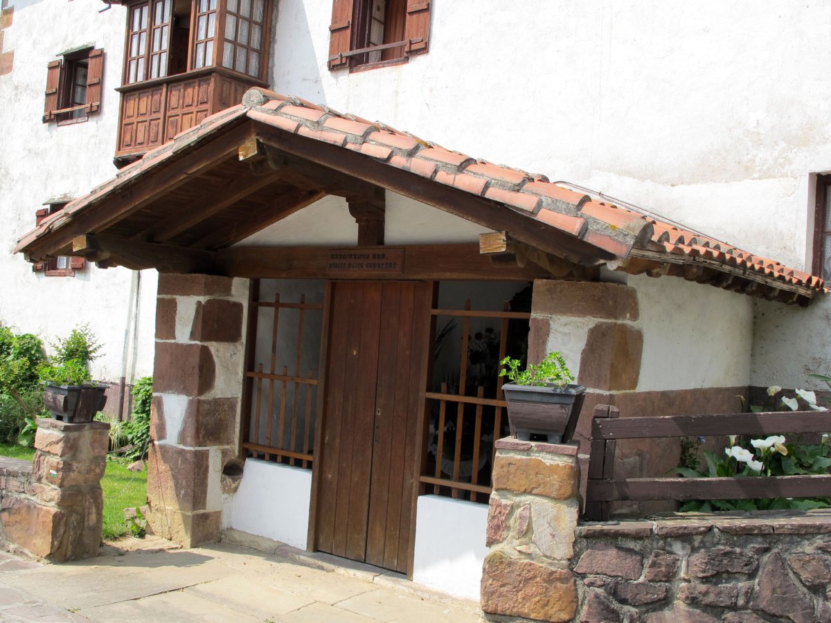 Errosarioko Ama Zugarramurdin