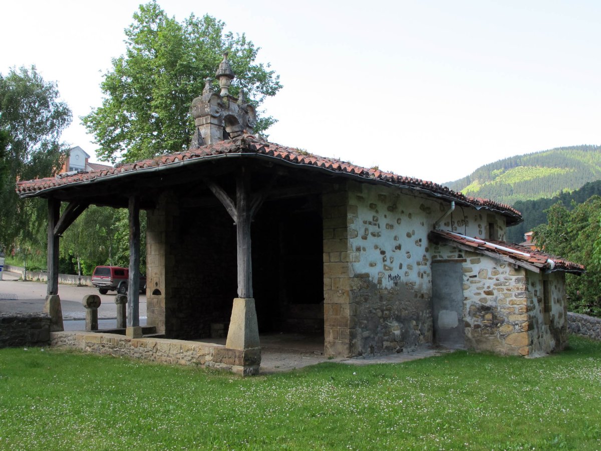 Santa Ana ermita Aramaion