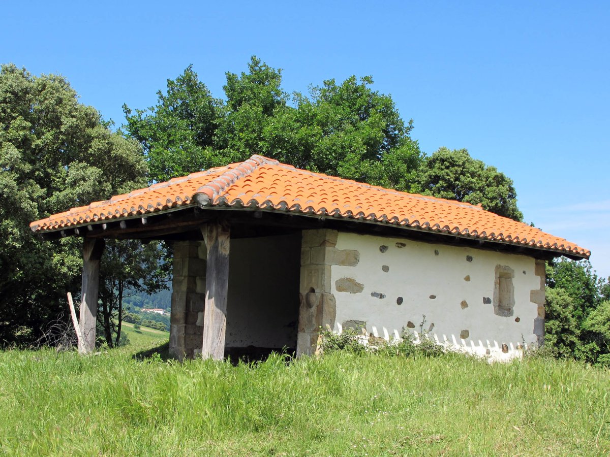 Letazur ermita Aramaio inguruan