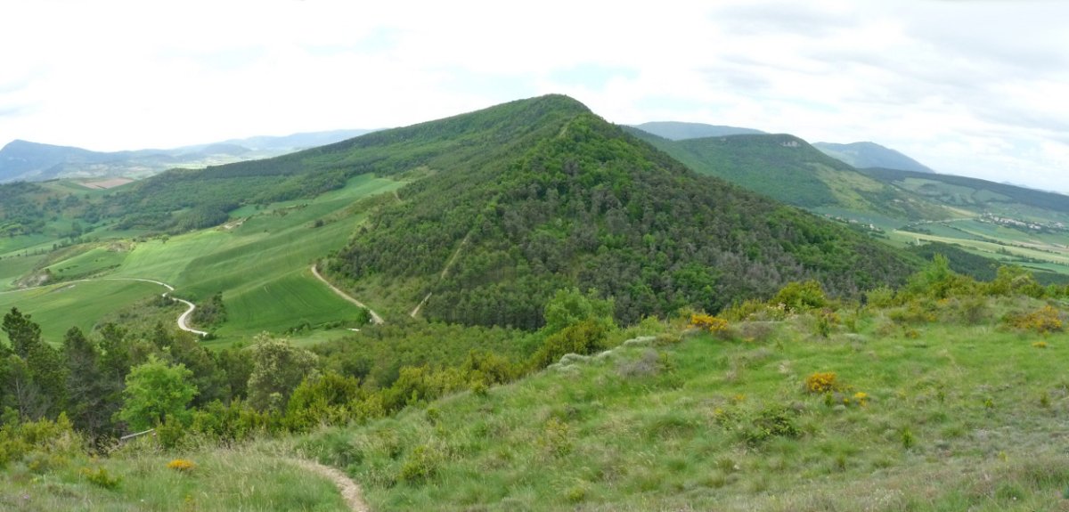 Zenborain eta Pagadi mendiak Lakidaindik