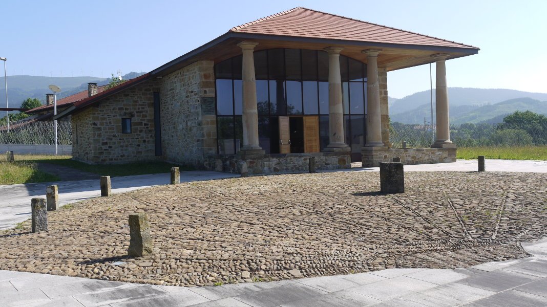 Gerediagako Salbadote ermita Abadiño aldean