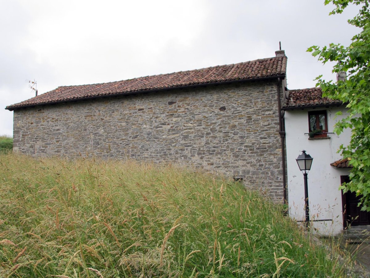 Santiago ermita Basalgo auzoan