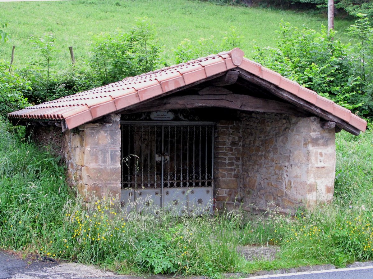 Mikel Deuna ermita Legazpi inguruan