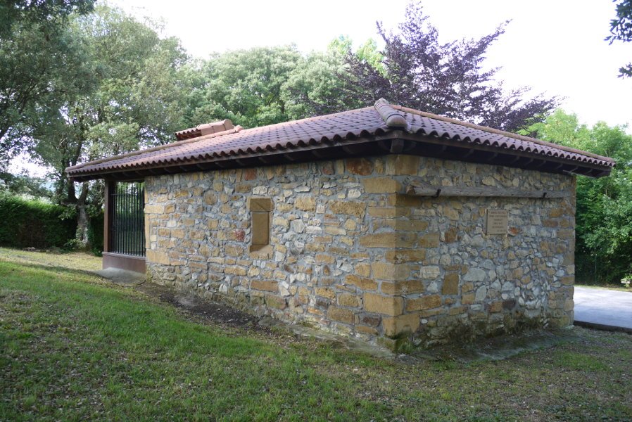 Santa Marina ermita Zaldibar aldean