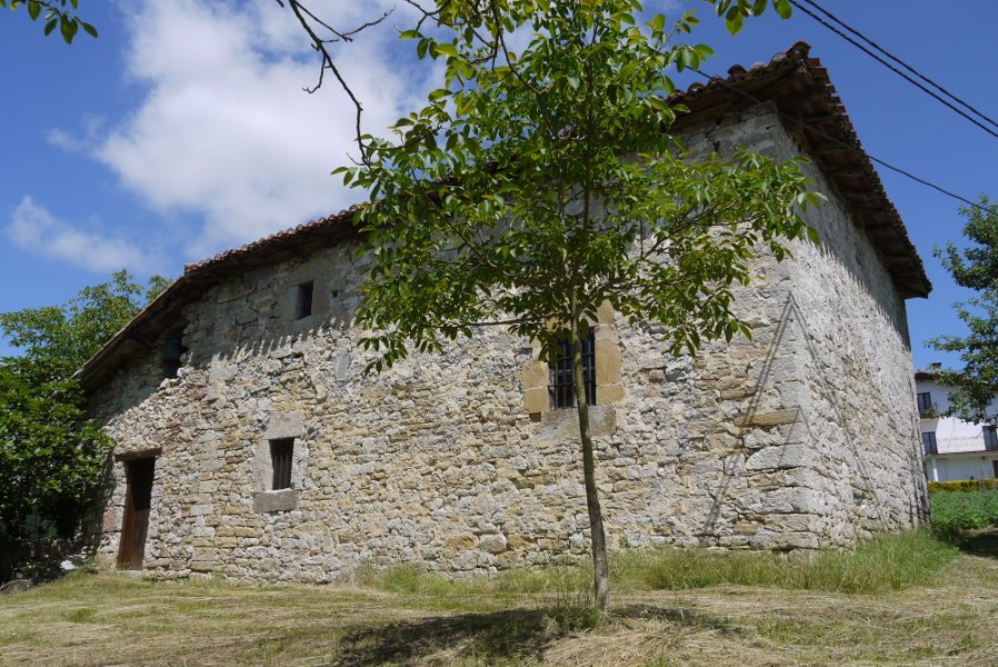 Egiako San Migel ermita Mallabia aldean