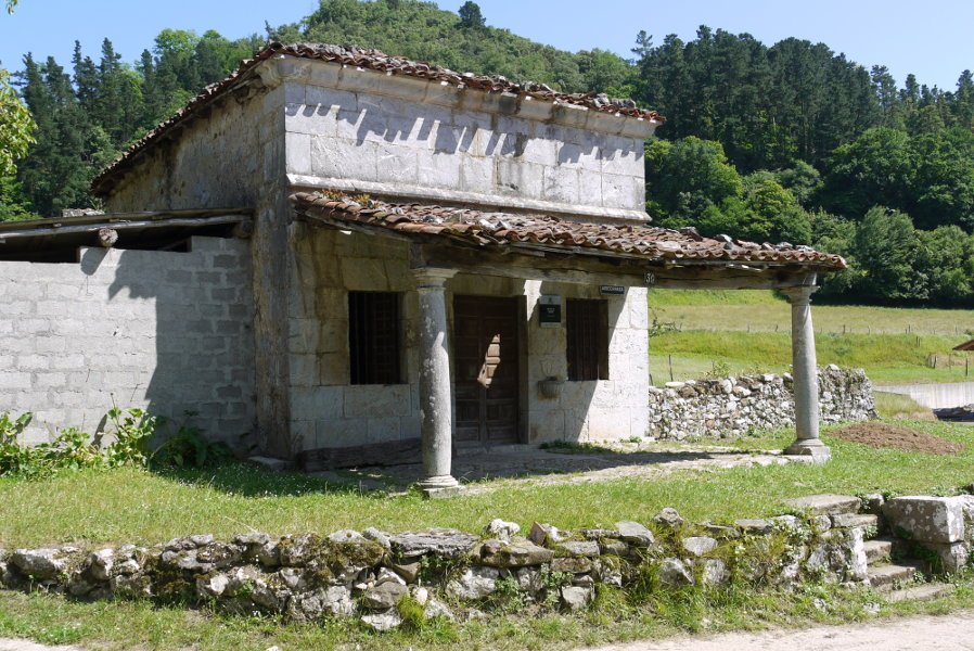 San Joakin eta Santa Ana ermita Markina aldean