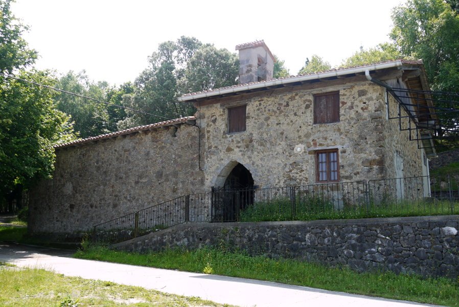 Maala ermita Berriatua aldean