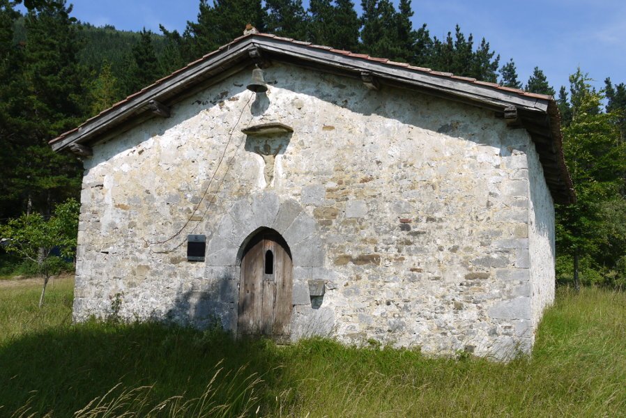 San Lontzo ermita Aulesti aldean