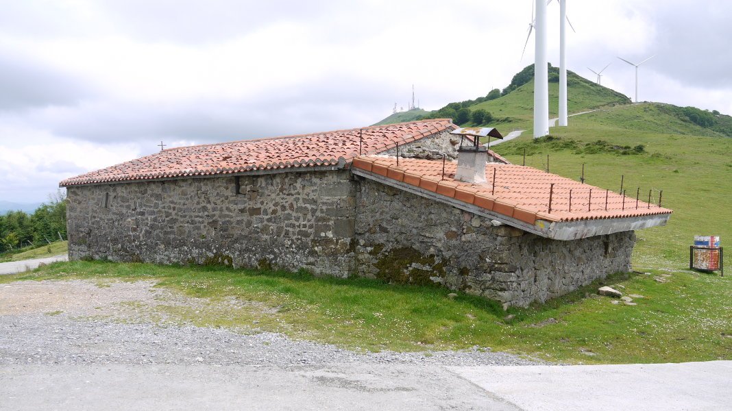 San Kristobal ermita Oiz mendian