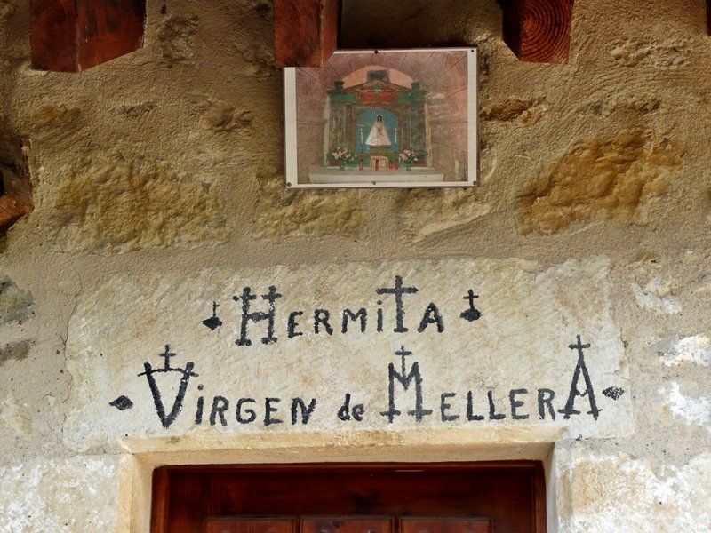 Ermitaren Izena Ate Gainean