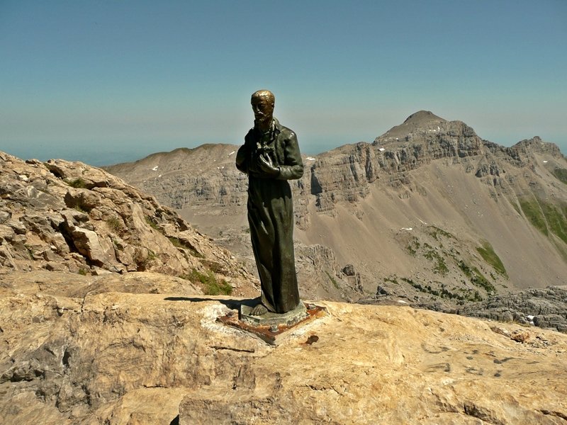 Tontorra. Atzean,Auñamendi