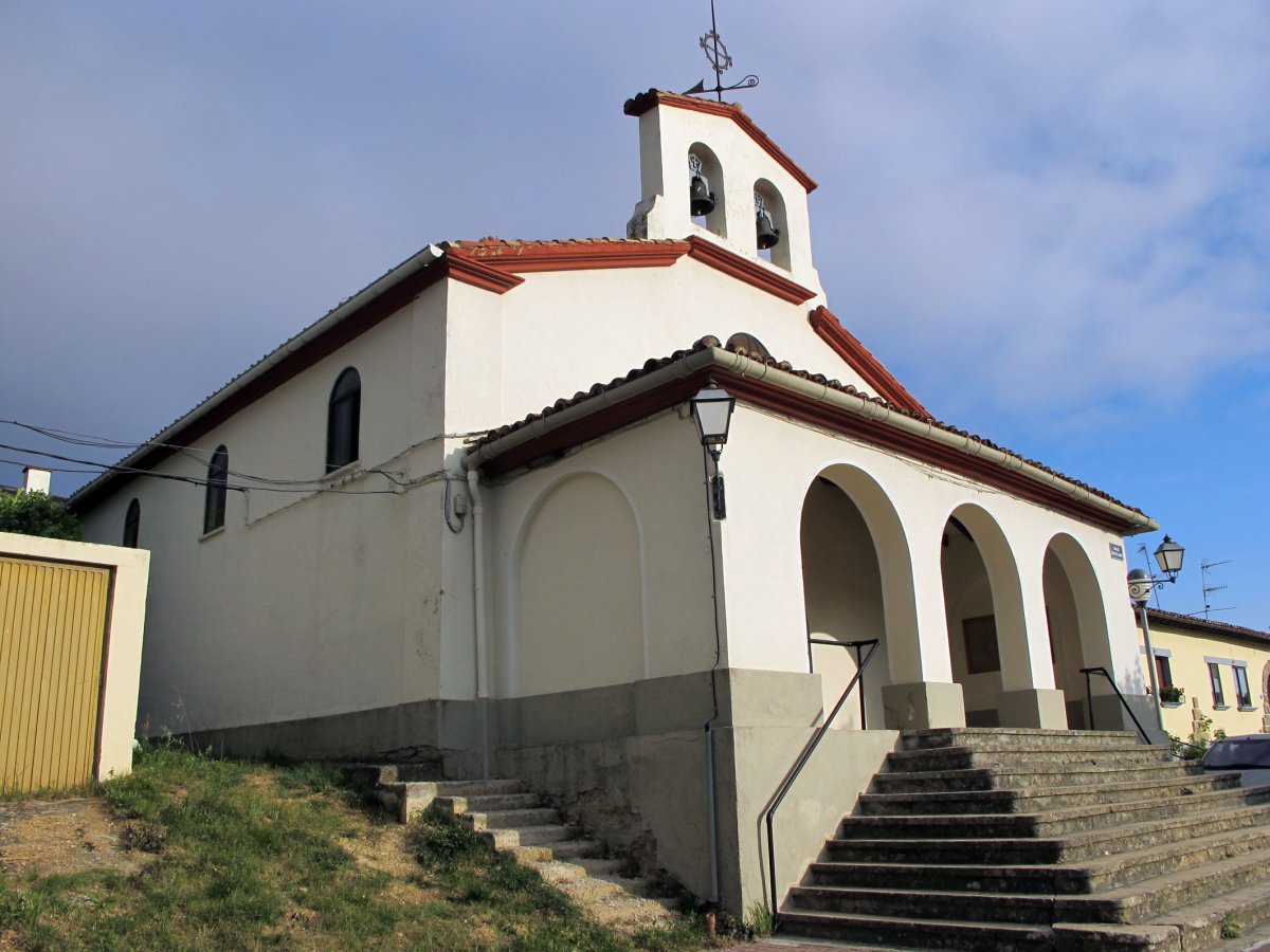 San Francisco Javier ermita Kanpanas aldean