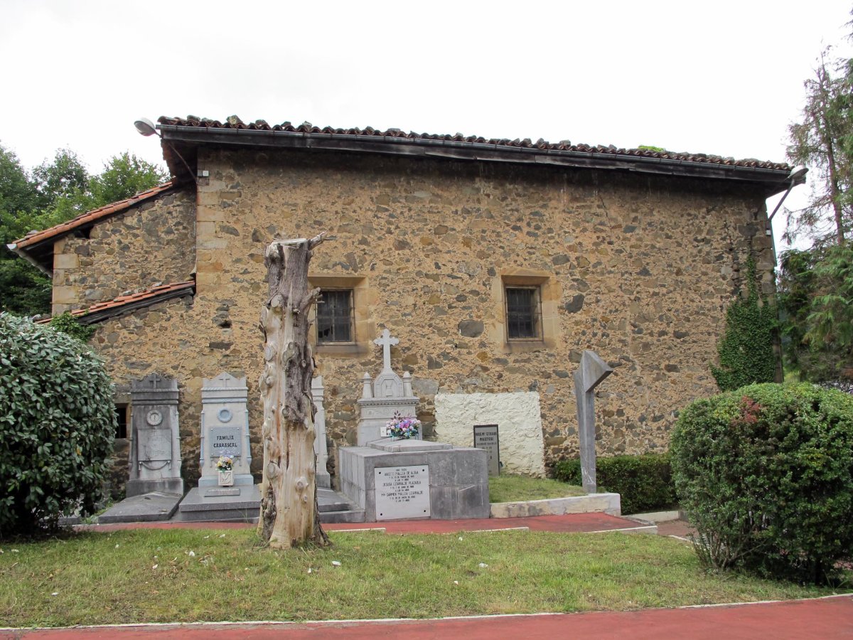 Sagastitxipiko Santo Kristo Urretxuko hilerrian