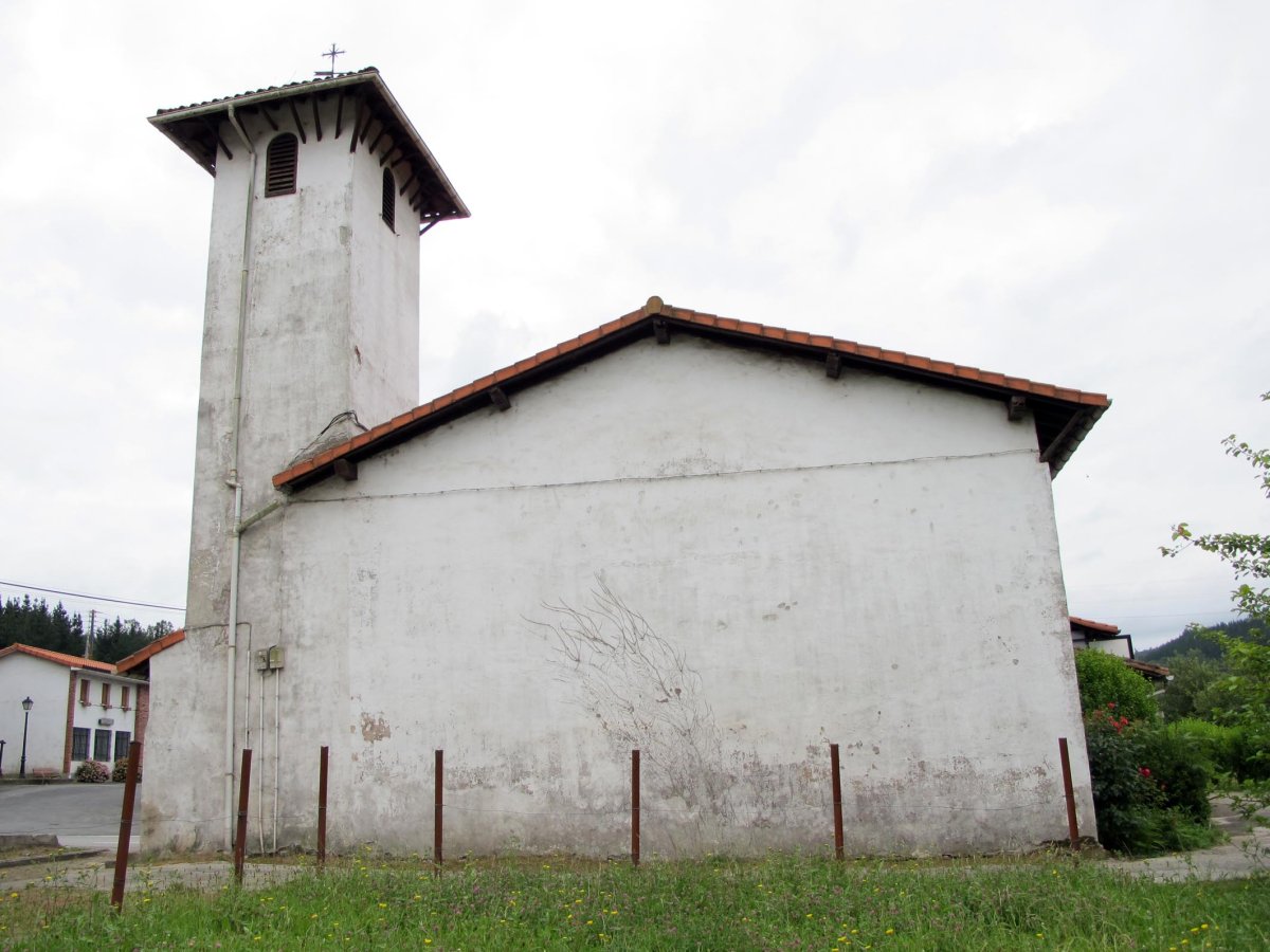 Madalena ermita Ezkio-Itsaso aldean