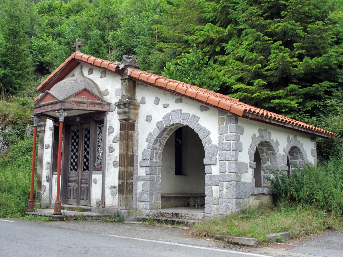 Koronaziñoko ermita Arantzazun