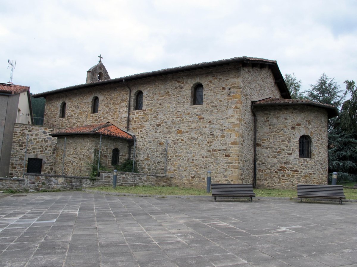 San Pedro ermita Zubillaga auzoan