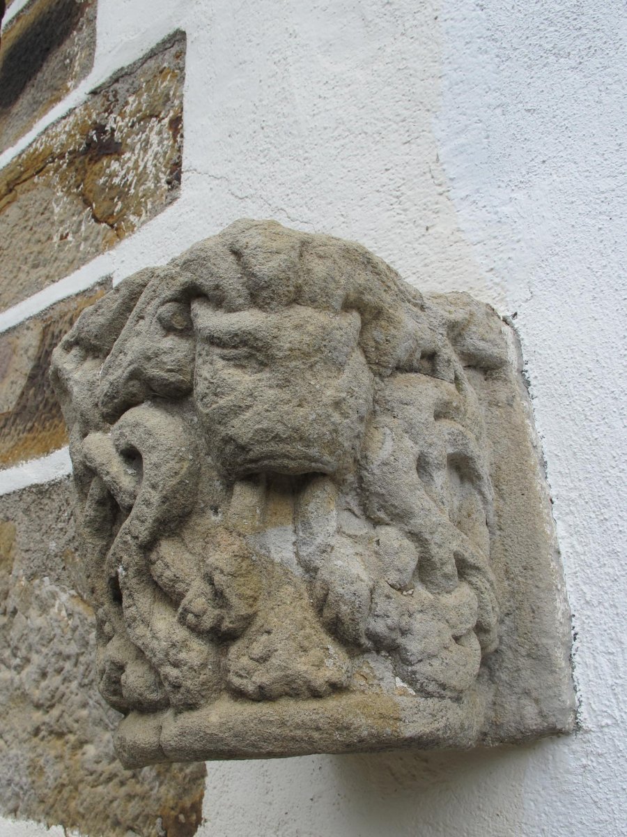 San Bartolome ermita Zegamako hilerrian