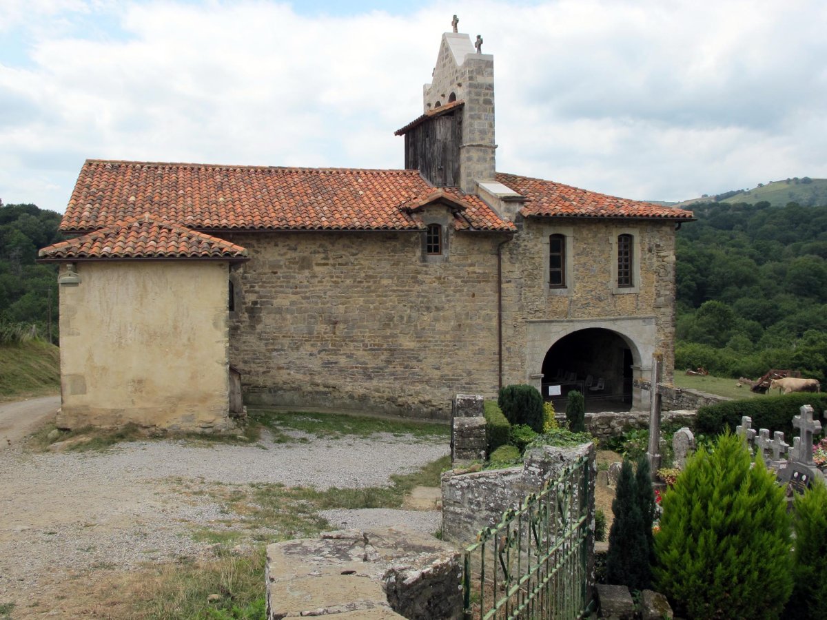 Haranbeltz ermita Irura Asme aldean