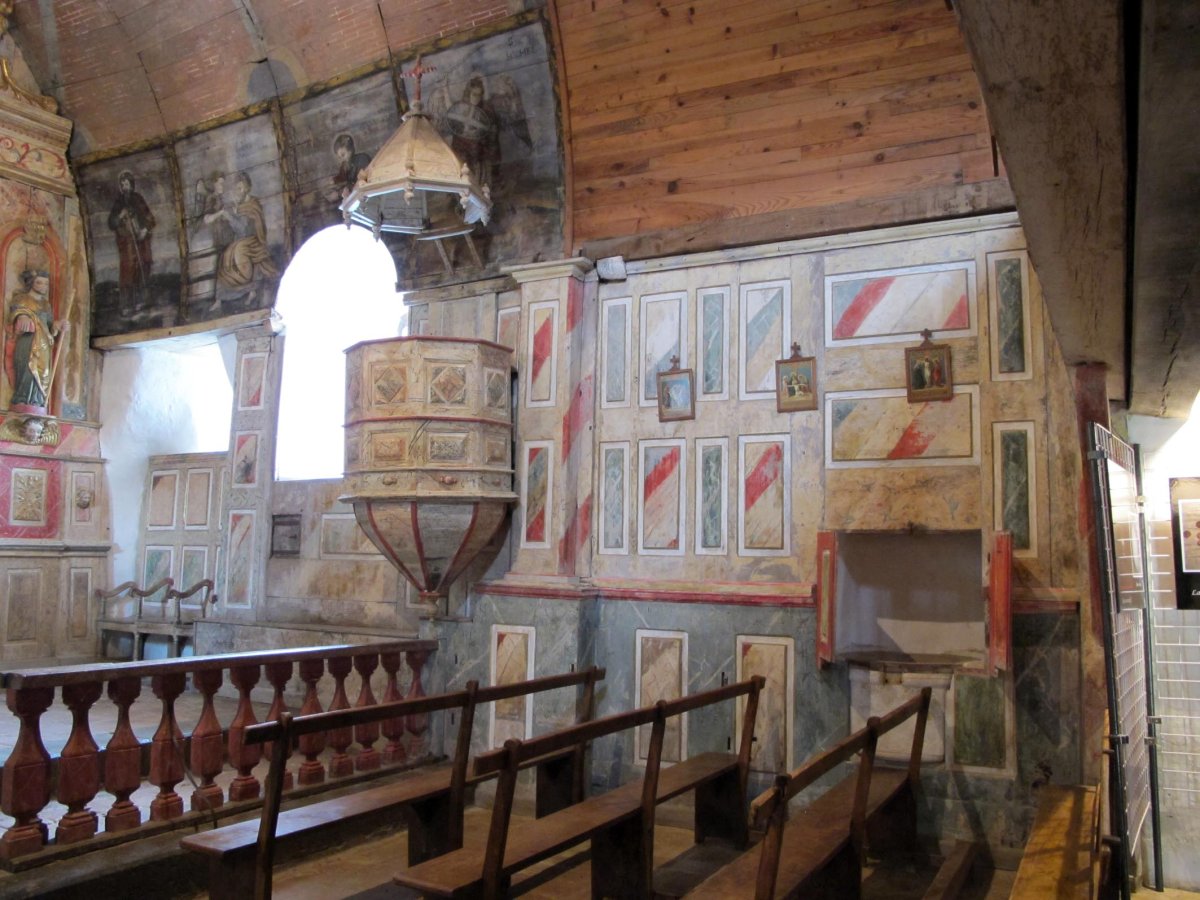 Haranbeltz ermita Irura Asme aldean