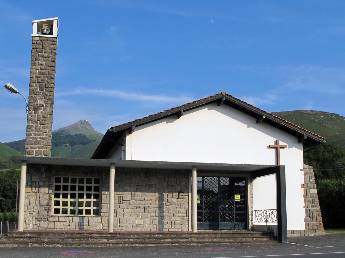 Oletako ermita Urruña aldean