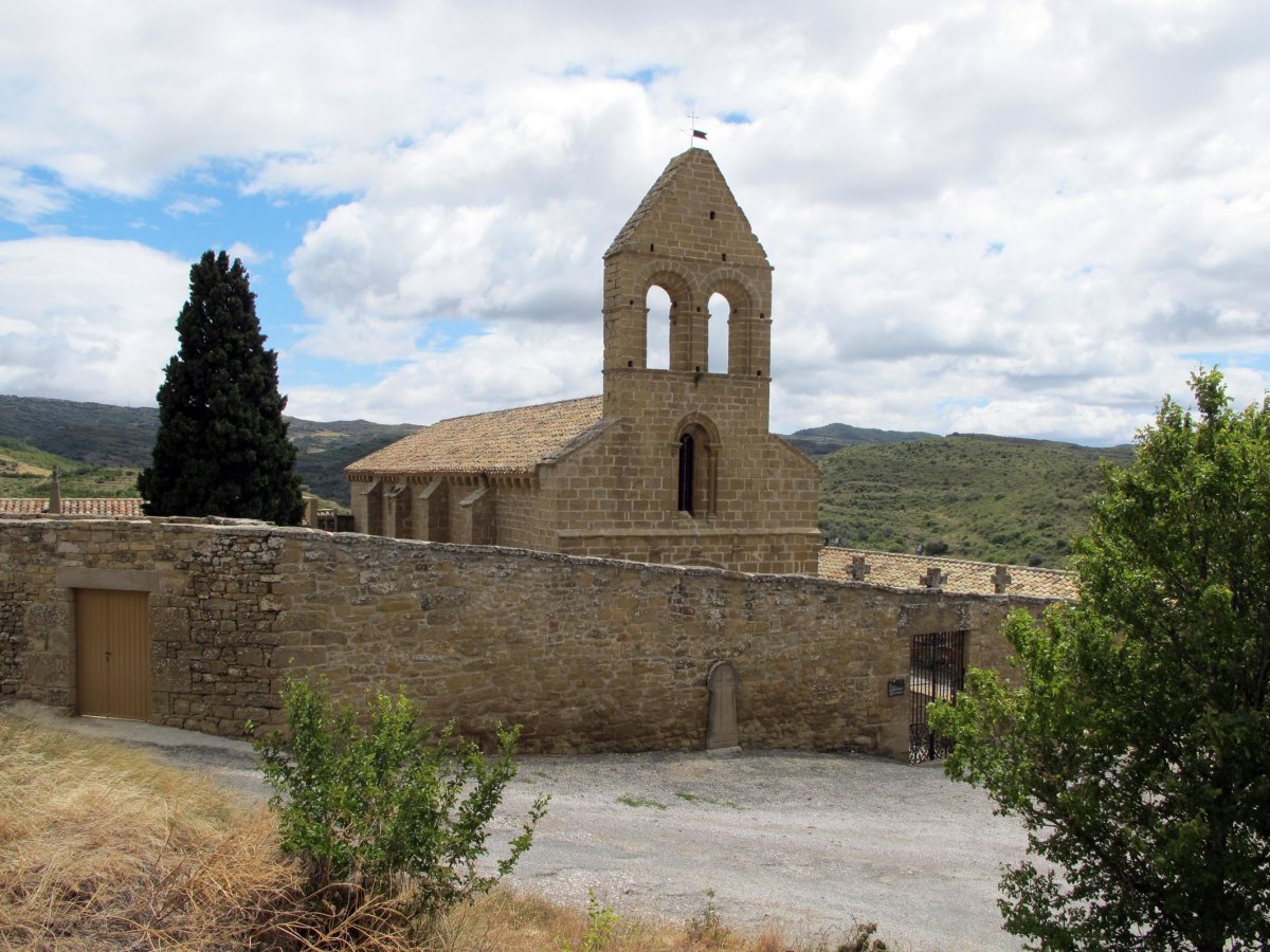 San Migel ermita San Martin de Unx hilerrian