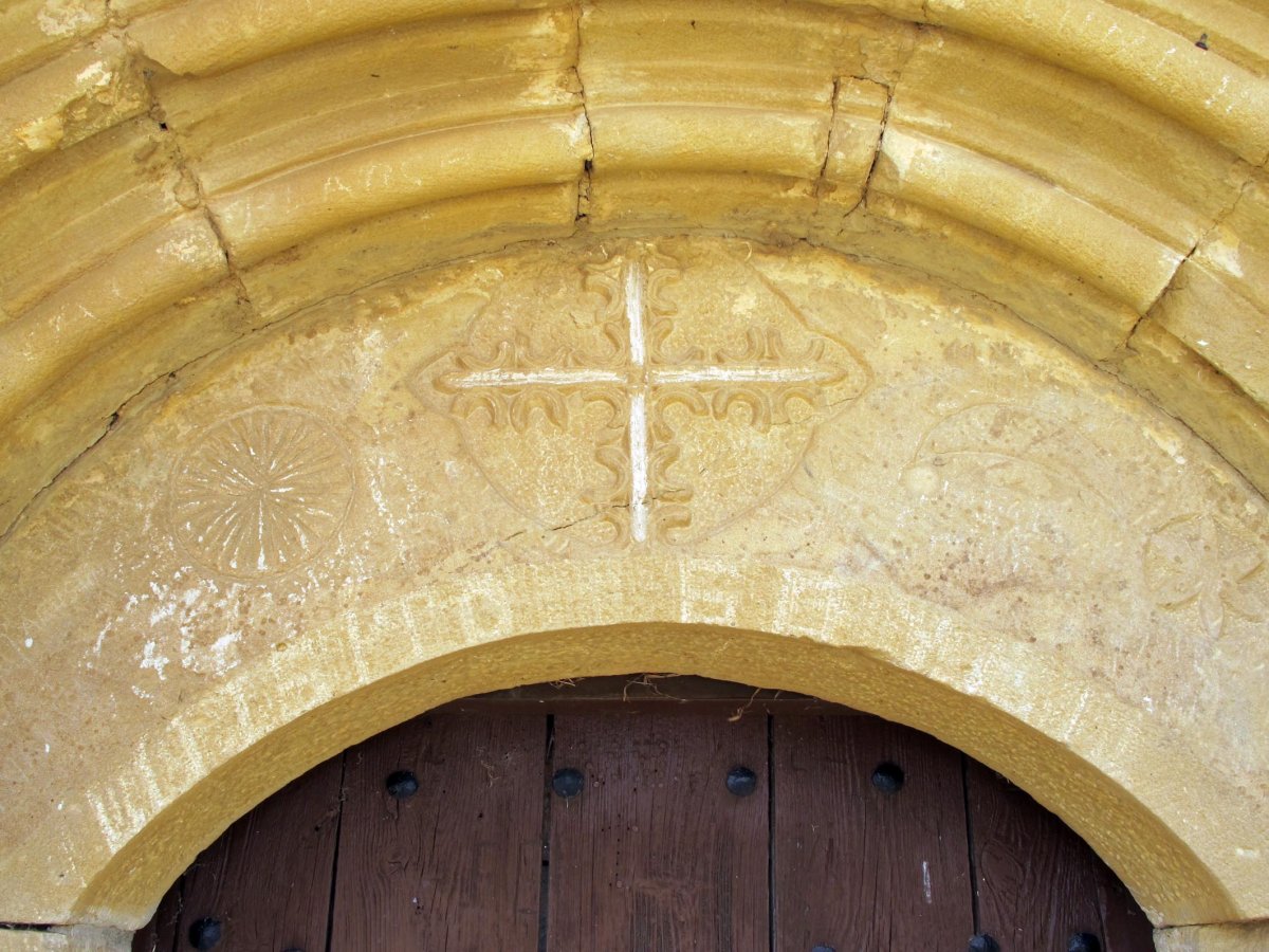 Santa Maria la Blanca ermita Uxue aldean