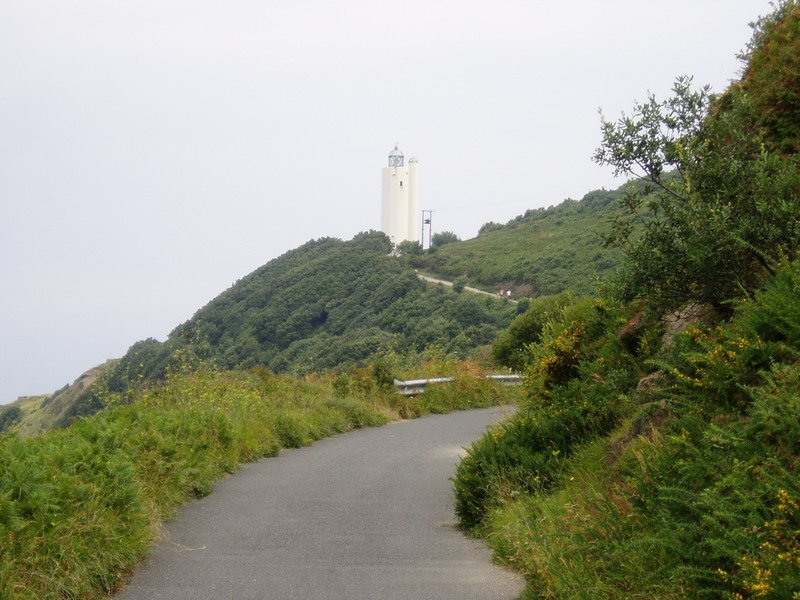 Gorlizeko itsasargira doan bidea