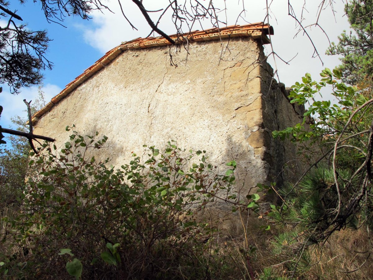 Santa Eulalia ermitaren hondakinak