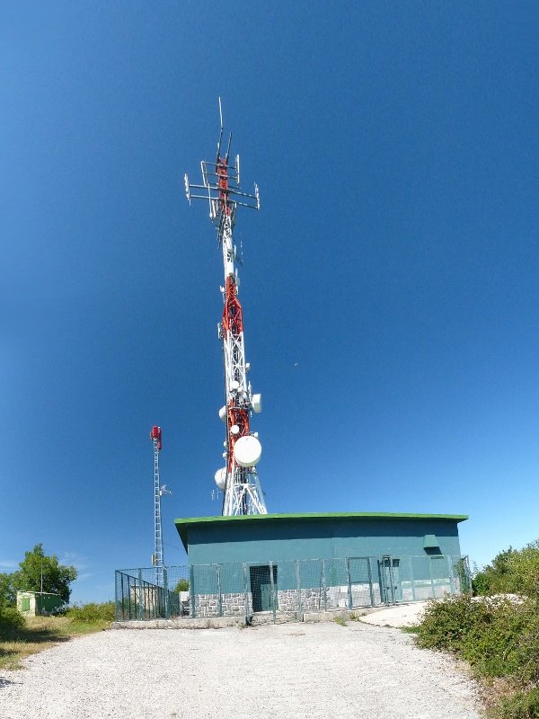 Arabarkoko gailurreko antena