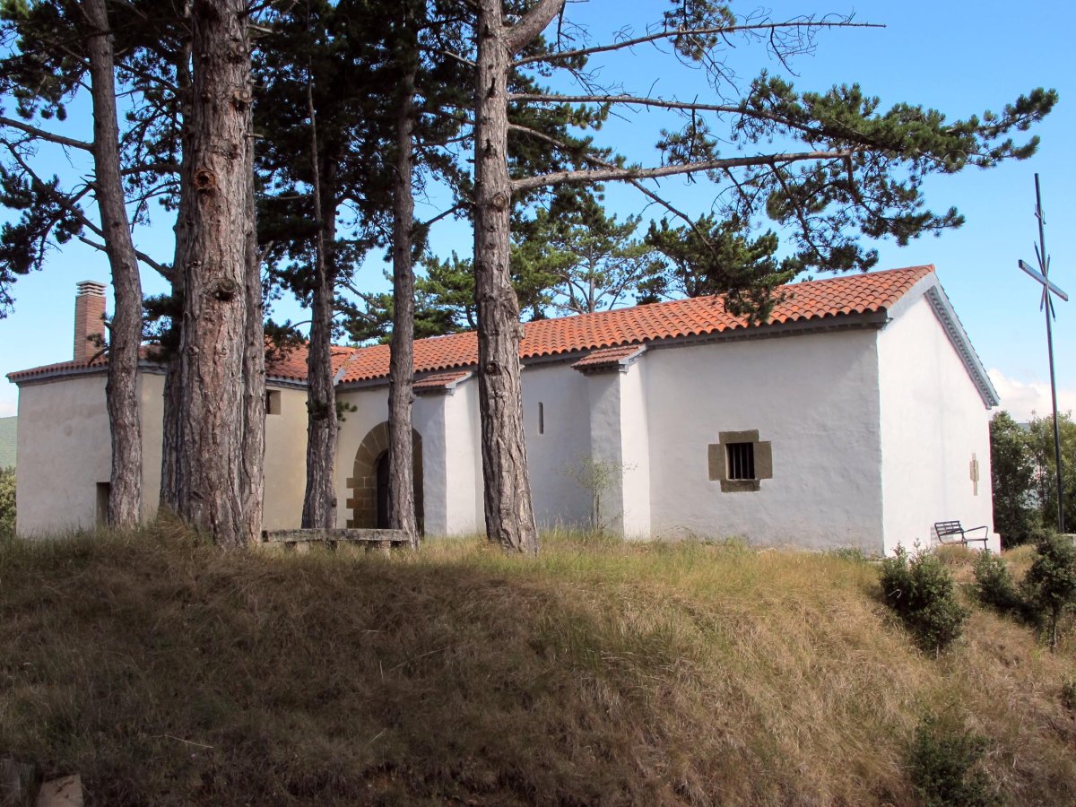 Arrigorria ermita Arraitza aldean
