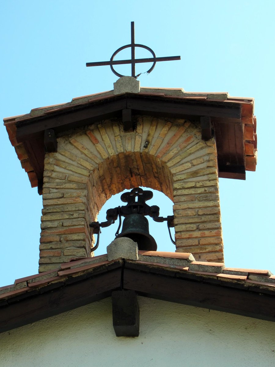 Santa Elena ermita Eskirotzko hilerrian