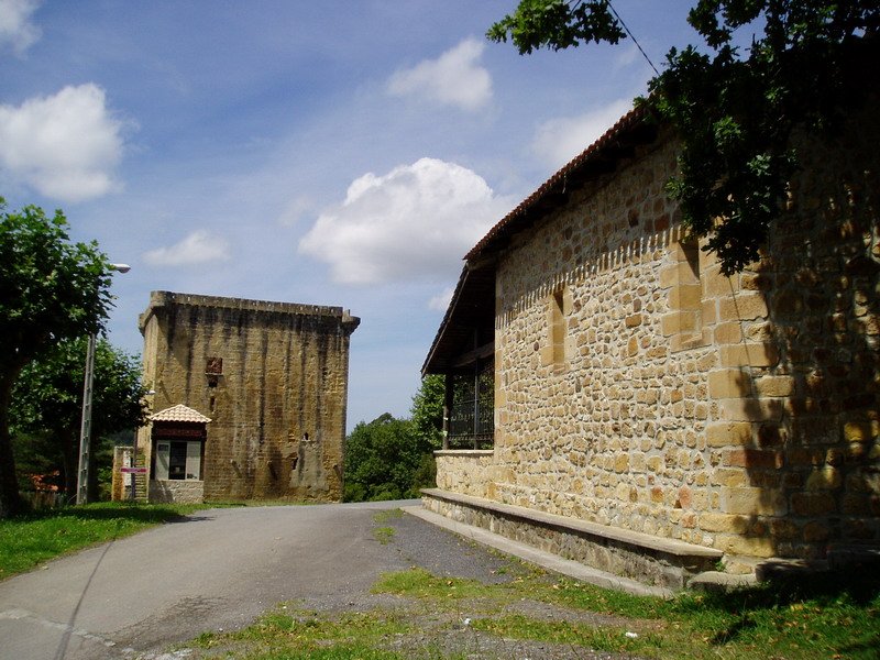 San Antonio ermita eta Martiartuko dorretxea