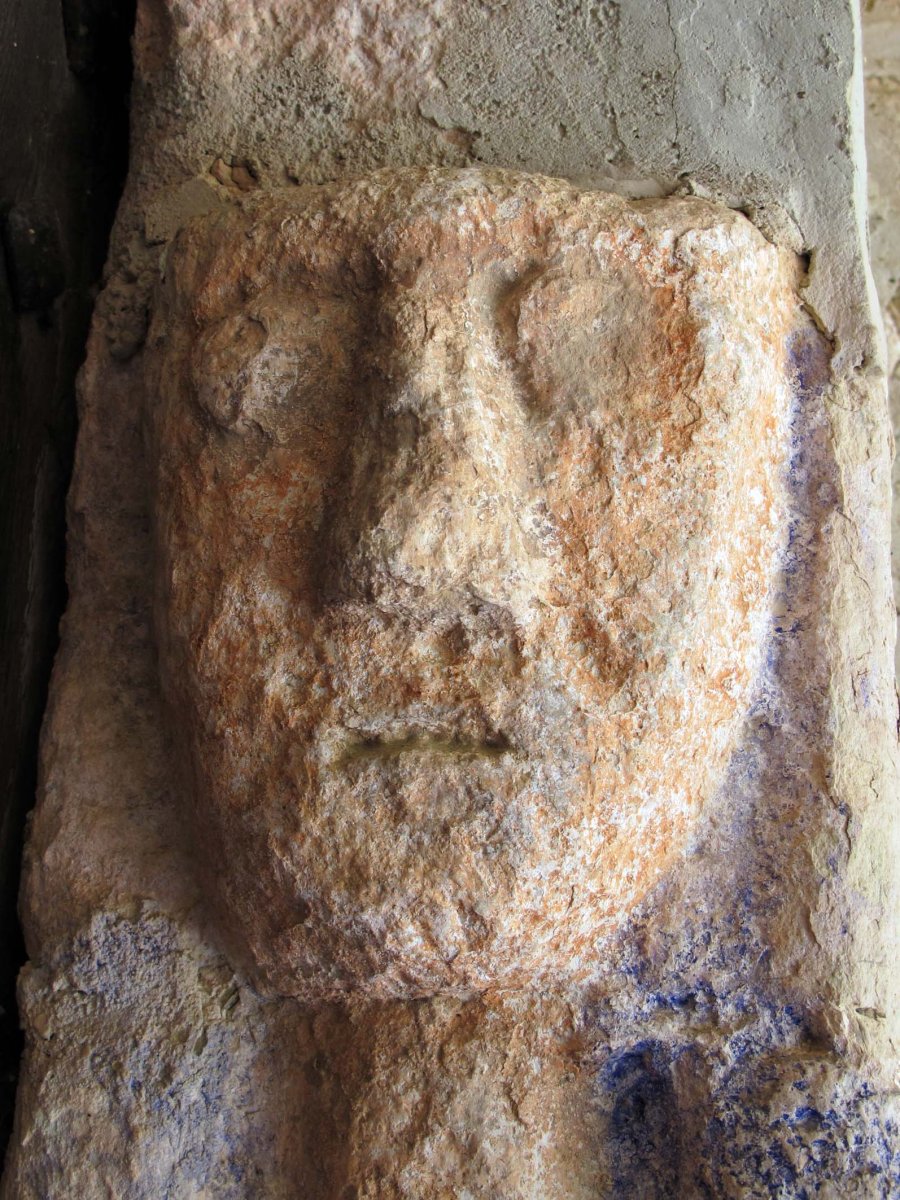 Sarrerako ateko irudia