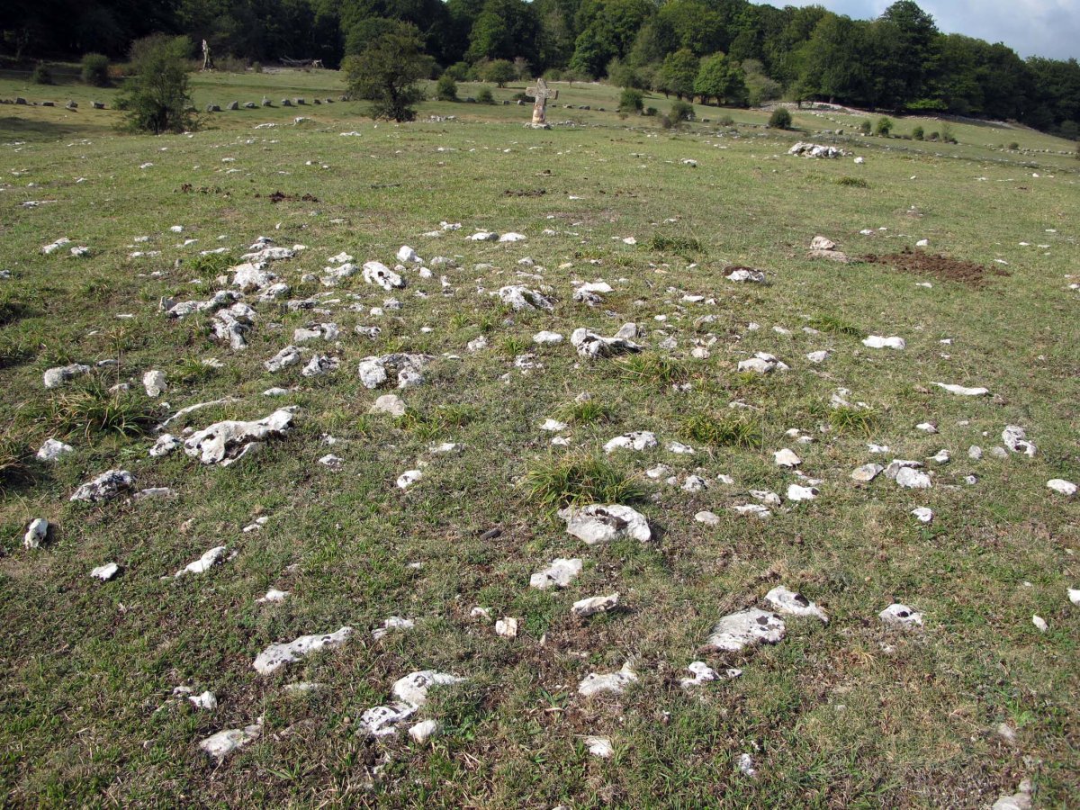 EZKIZAKO GURUTZEA tumulua
