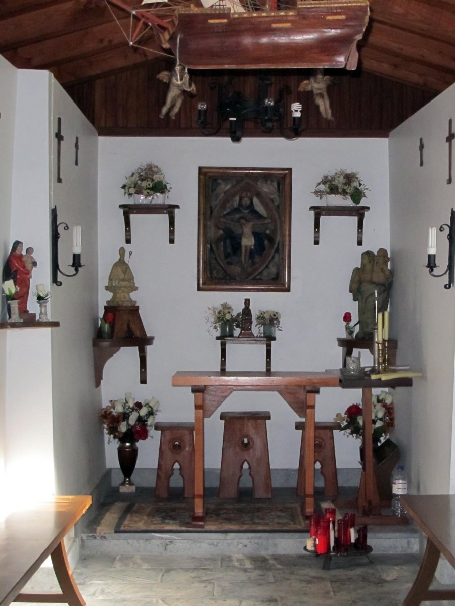 Salbatore ermita Deba aldean