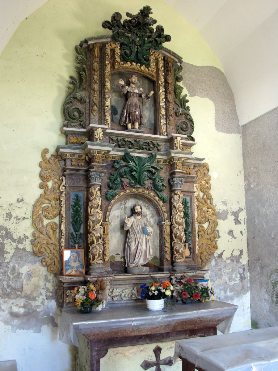 Salbatora ermita Arantzako hilerrian