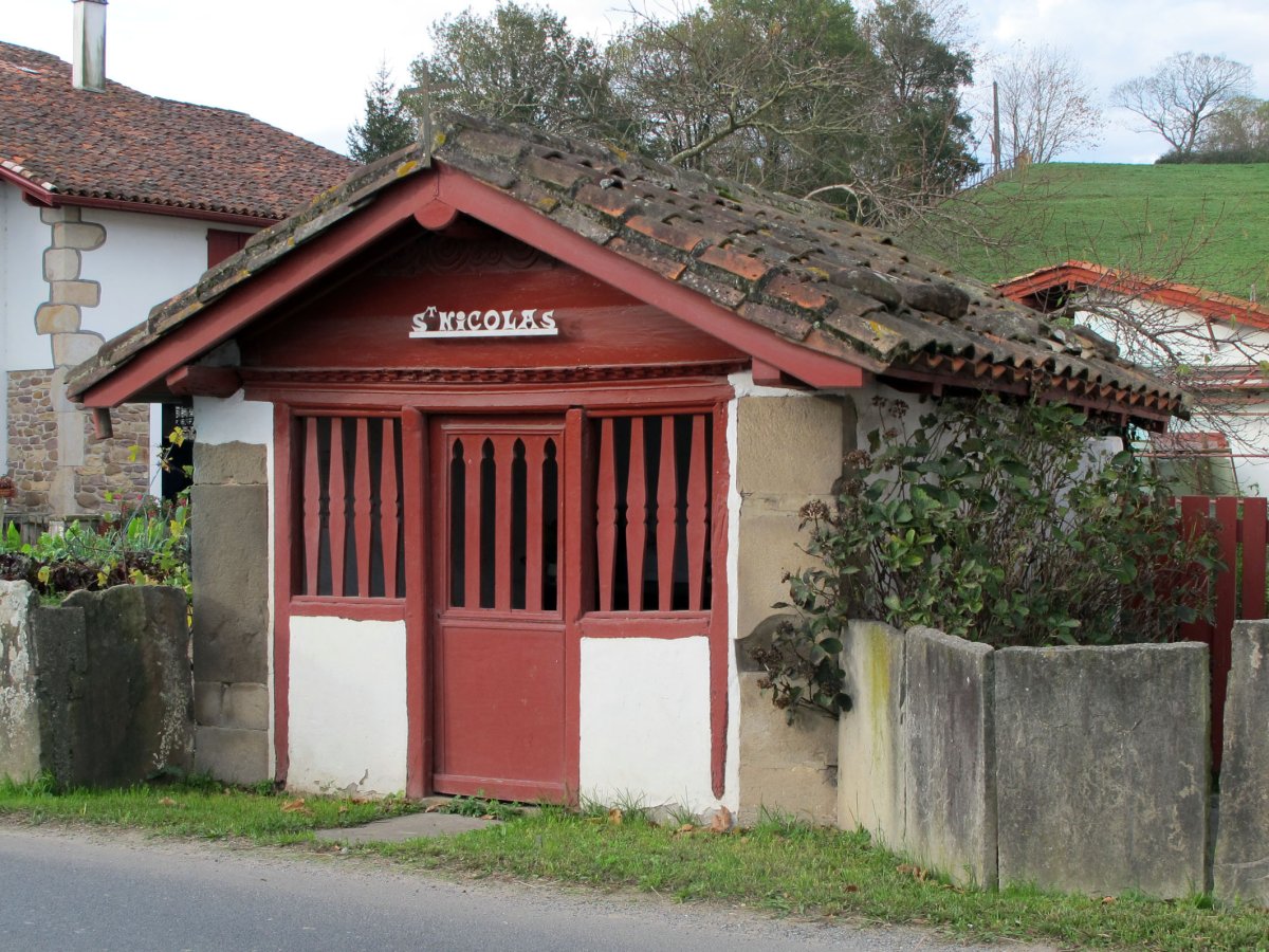 San Nikolas ermita Saran