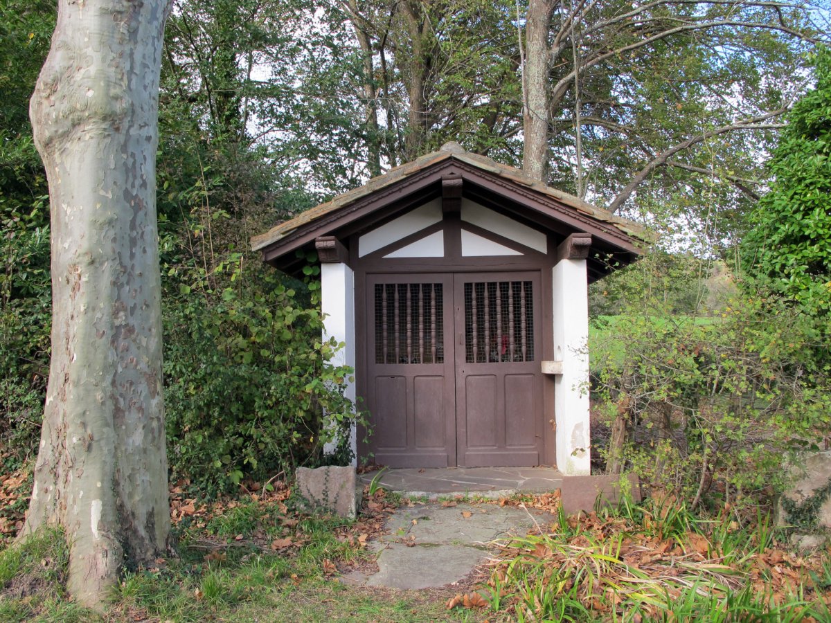 Gure Ama Fatimakoa ermita Sara aldean