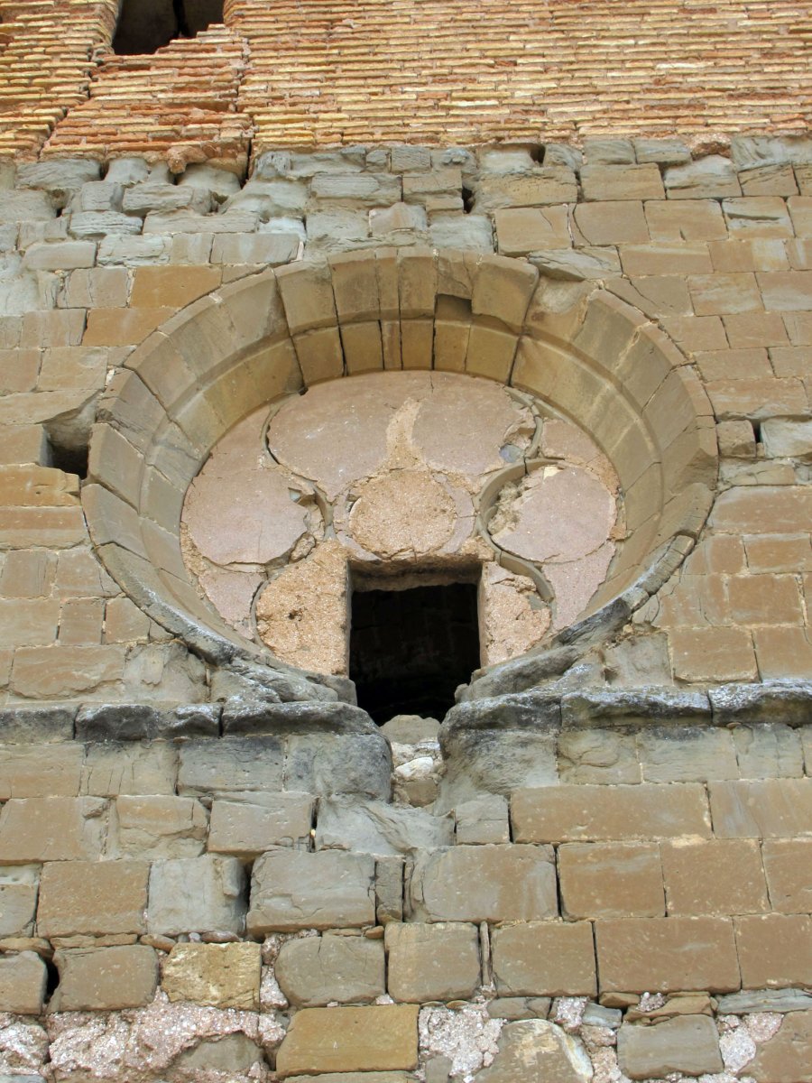 Santo Kristo ermitaren hondakinak Kaparroson