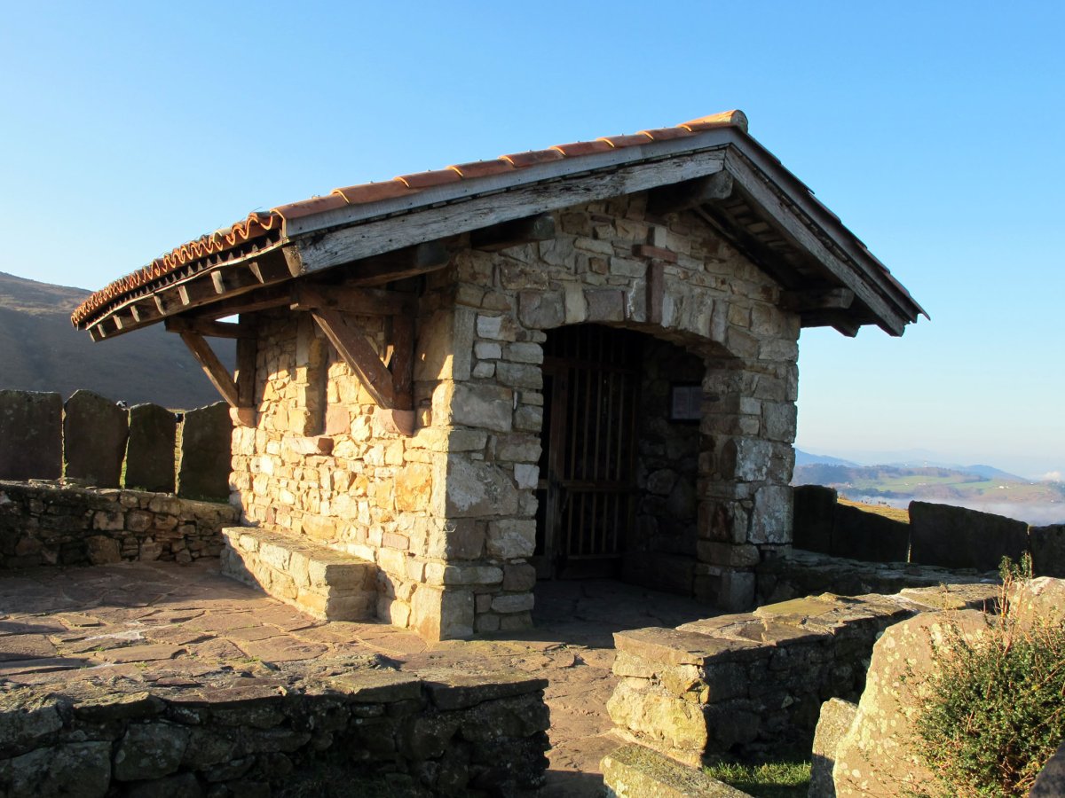 Kalbario ermita Urruña aldean