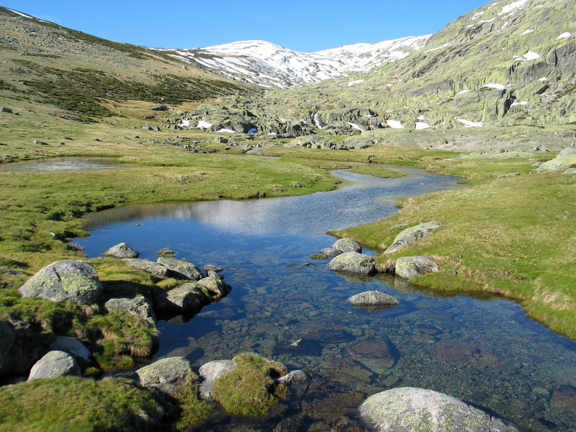 Morezonen magaletik datorren Las Pozas erreka