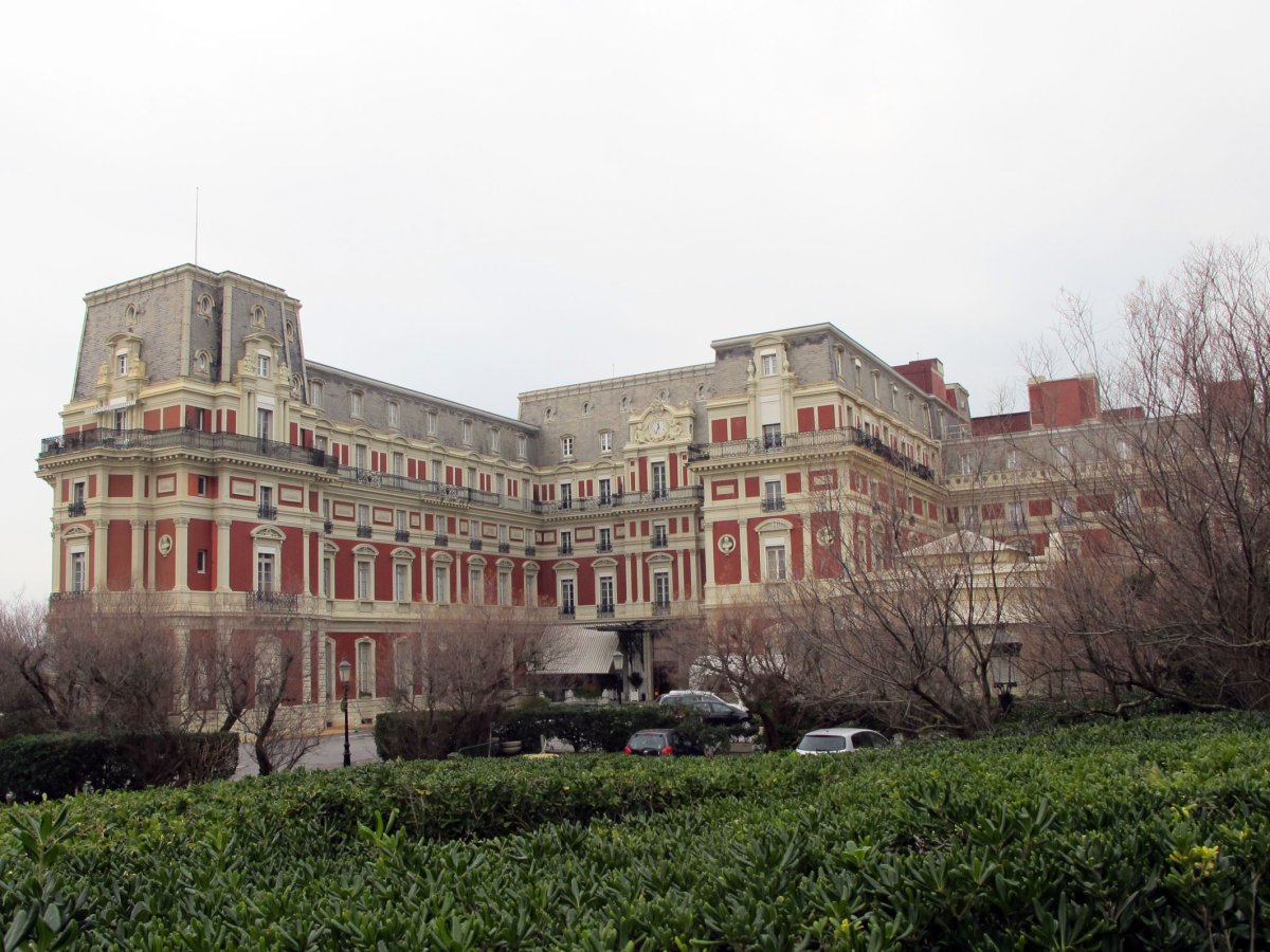 Le Palais izeneko Juregia eta Hotela 