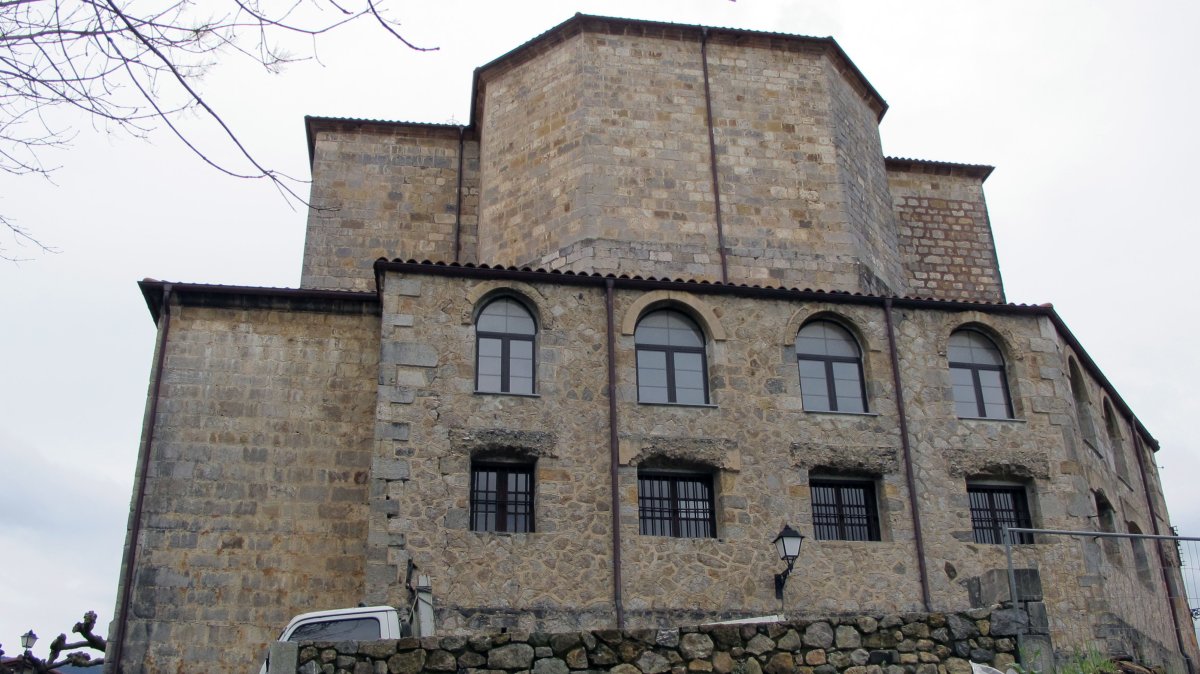 San Pedro eliza Elizmendi auzoan