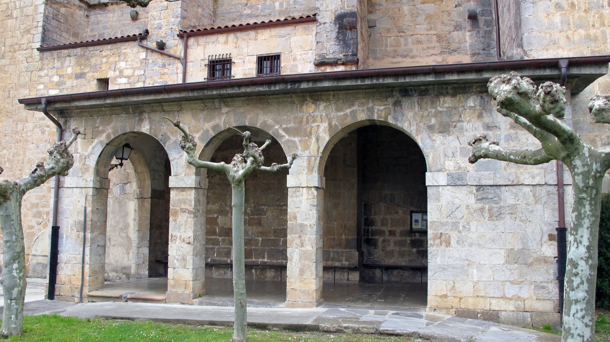 San Pedro eliza Elizmendi auzoan