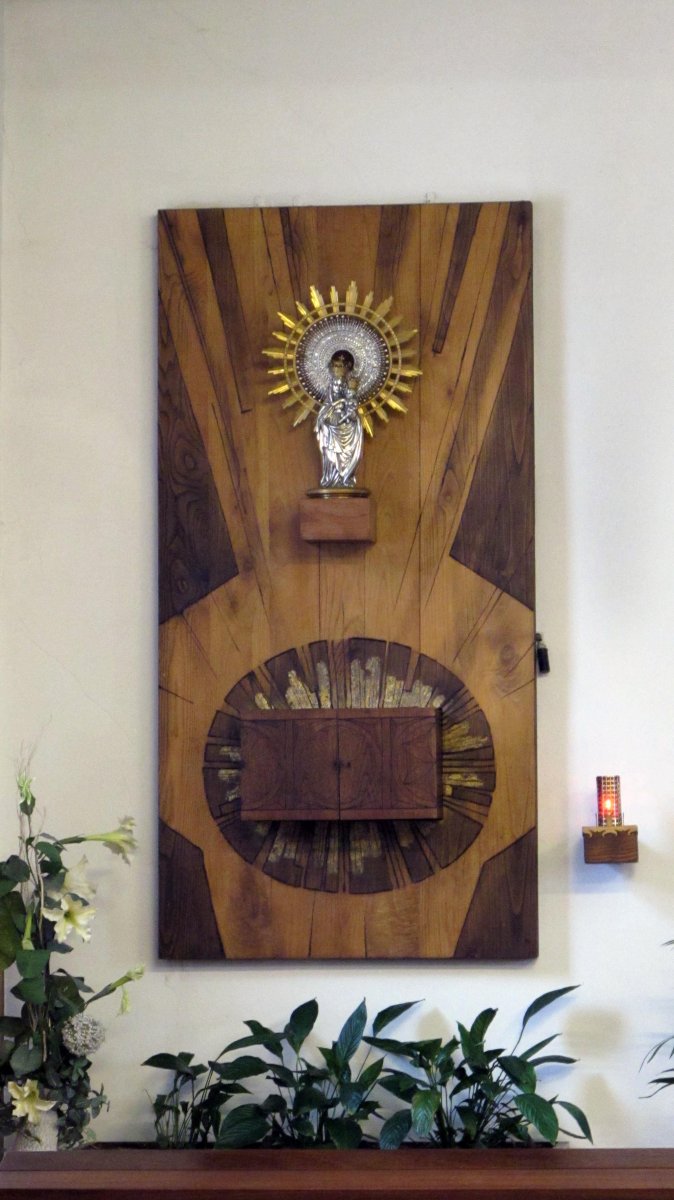 Jesusen Bihotza ermitaren barrua