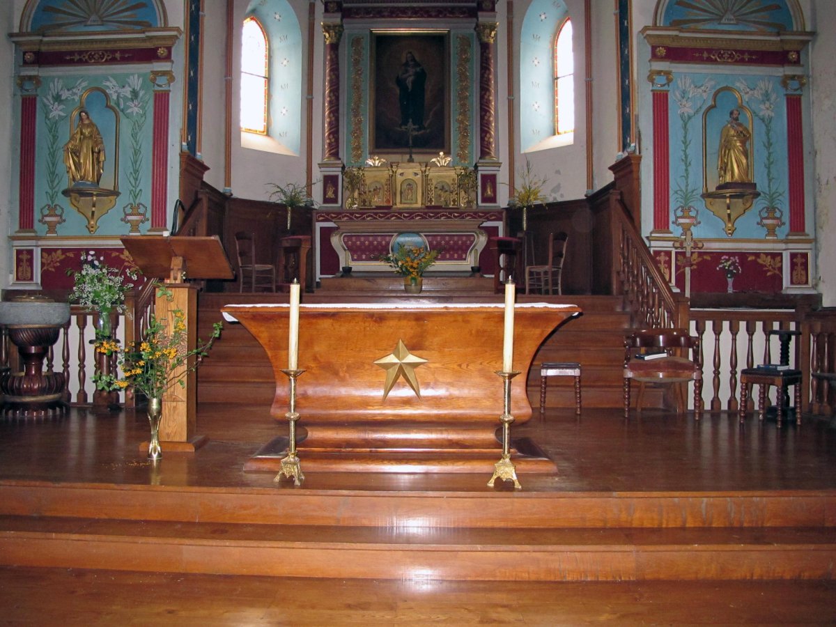 Notre Dame eliza, barrua